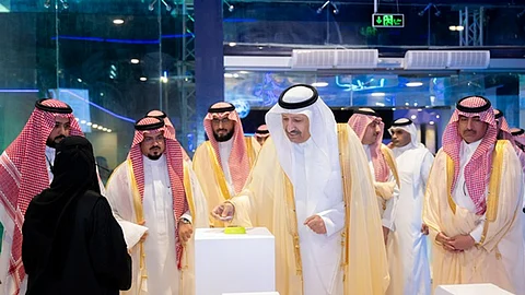 "حسام بن سعود" يفتتح مشروع "الباحة سكاي" ويدعو لاستغلال الفرص الاستثمارية بالمنطقة