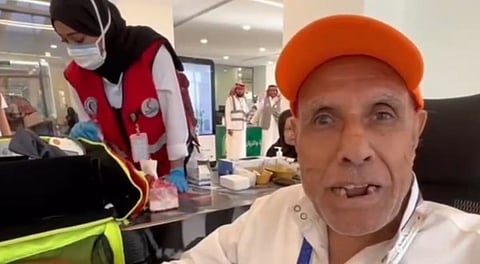 بالفيديو.. حاج واصفًا العاملين الصحيين: مخلصون وحسن استقبالهم يخفف المرض