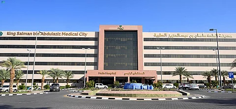 المدينة المنوّرة.. إنقاذ حياة حاجّة إيرانية تعرَّضت لنزيف حاد بالمعدة