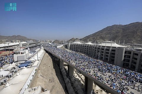 تصعيد أكثر من 37 مليون سلعة تموينية إلى منى في أول أيام التشريق
