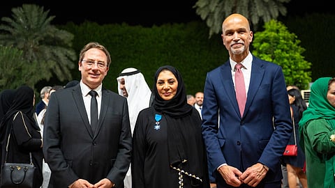 عبير أبو سليمان أول مرشدة سياحية في السعودية تجيد الفرنسية بطلاقة