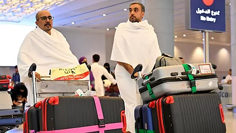 منظومة خدمات متكاملة.. استمرار توافُد ضيوف الرحمن لجدة استعدادًا لأداء مناسك الحج