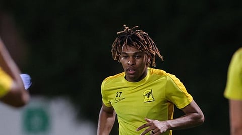 نجم الاتحاد "فواز الصقور" يتصدر قائمة أكثر اللاعبين المحليين صناعة للأهداف