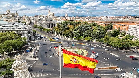 تقرير دولي.. إسبانيا تزيح أمريكا من صدارة الوجهات العالمية الأكثر استقبالاً للسياح