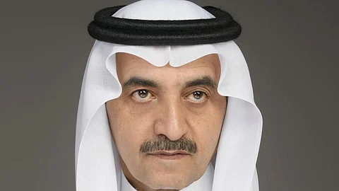رئيس جامعة أم القرى معدي بن محمد آل مذهب
