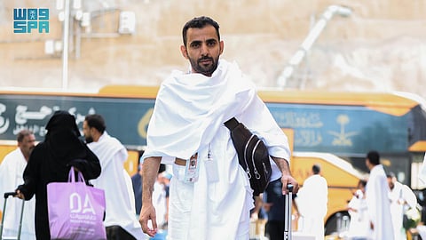 حجاج صندوق الشهداء يحطون رحالهم في أبراج مِنى في أول أيام الحج
