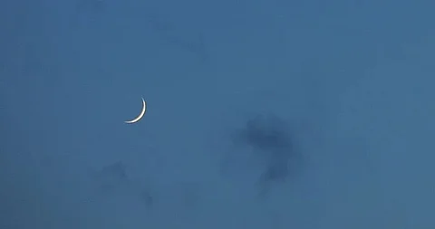 رسميًّا.. دائرة الأهلّة تقرّر: يوم غد الأول من ذي الحجة والوقوف بعرفة يوم السبت والعيد الأحد 16 يونيو
