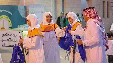 مبادرة "الطائف ترحب بضيوف الرحمن" توزع 3 آلاف هدية على الحجاج