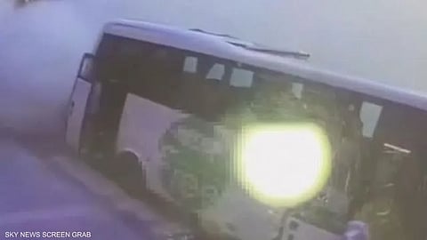 صورة متداولة للحظة انهيار المبنى