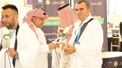"بِر جدة" تشارك في مبادرة "نسك" لاستقبال ضيوف الرحمن في مطار الملك عبدالعزيز الدولي