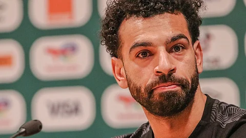 بعرض خيالي .. الاتحاد يسعى للظفر بخدمات " محمد صلاح "