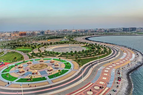 سواحل بكر وإطلالة ساحرة.. شواطئ جازان تجذب المتنزهين خلال إجازة العيد