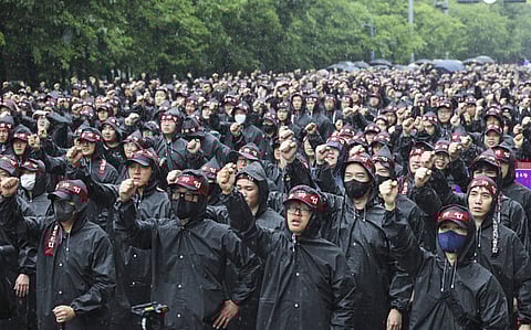 عمال "سامسونج" كوريا الجنوبية يعلنون "إضرابًا مفتوحًا"