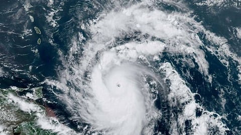 الإعصار "بيريل" يشتد ويقترب من جاميكا