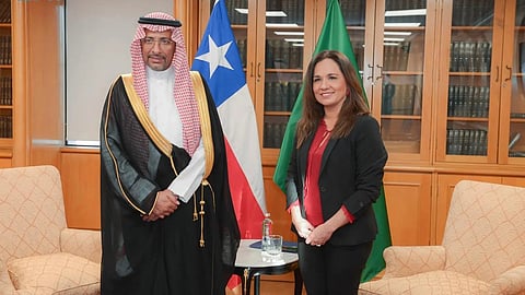 جانب من لقاءات وزير الصناعة والثروة المعدنية بندر الخريف بوزراء تشيلي