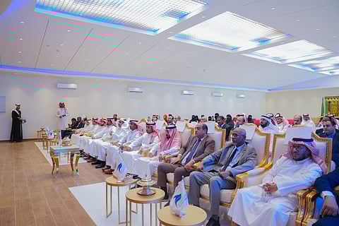 كليات الخليج تنظم لقاءً عن "دور المعلوماتية الصحية في تحقيق رؤية الوزارة المستمدة من 2030"