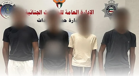 بعد فيديو الضرب والسب.. الداخلية الكويتية تُوقِف المعتدين على "طفل أبو فطيرة"