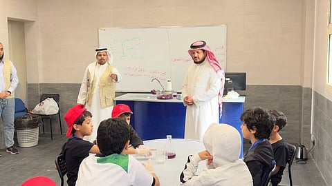 "النفيعي" يقف على برنامج موهبة بـ"تعليم الطائف"