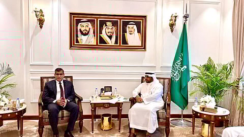 المندوب السعودي لدى "التعاون الإسلامي" يستقبل نظيره "الباكستاني"