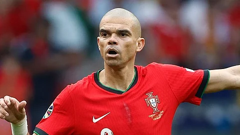 بيبي لاعب منتخب البرتغال