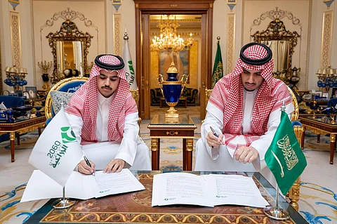 استحواذ صاحب السموّ الملكي الأمير فهد بن عبدالرحمن بن عبدالعزيز آل سعود على حصة كبيرة من أسهم شركة 2060 الزراعية