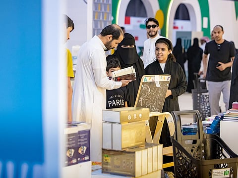 ناشرون بمعرض المدينة للكتاب 2024: لمسنا شغف الأهالي بالقراءة واقتناء الكتب