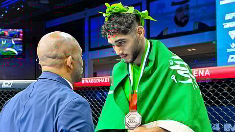 السعودي "عالم" يحرز برونزية "وزن 67 كجم" في بطولة العالم "أبوظبي - 2024"