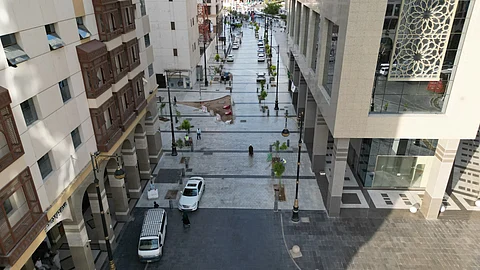 شاهد كيف تحوّلت المنطقة المركزية بالمدينة المنوّرة بعد تطبيق "مشروع الأنسنة"