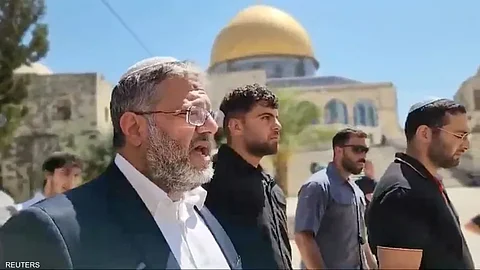 بن غفير ومستوطنون اقتحموا الثلاثاء باحات المسجد الأقصى