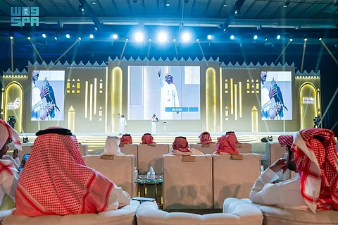بيع 3 صقور بـ 176 ألف ريال في الليلة الخامسة لمنصة المزاد الدولي لمزارع إنتاج الصقور 2024
