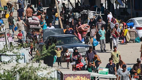 أهالي غزة يتعرضون للنزوح باستمرار منذ 7 أكتوبر