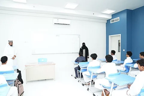 وقفت على انطلاقة العام الجديد.. "اللهيبي" تشيد ببداية الدراسة في جدة وتؤكد: مُبشّرة