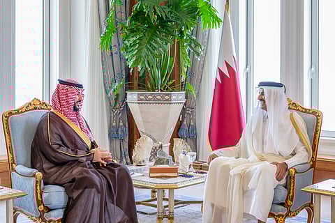 وزير الدفاع الأمير خالد بن سلمان و أمير قطر الشيخ تميم بن حمد آل ثاني