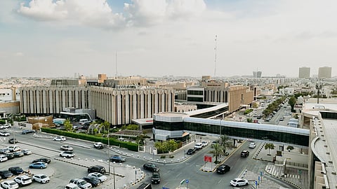 مستشفى دله النخيل في الرياض