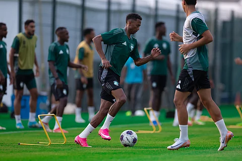 جانب من تدريبات لاعبي المنتخب السعودي الأول لكرة القدم