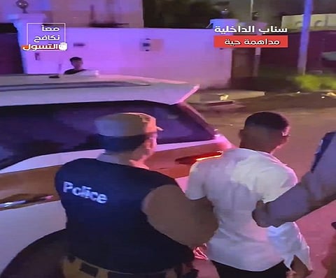 عُثر بحوزتهم على مبالغ مالية.. الجهات الأمنية تضبط موقعًا لإيواء المتسولين بجازان