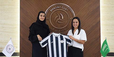 الإسبانية "باتريسيا" تُعزِّز صفوف سيدات الشباب