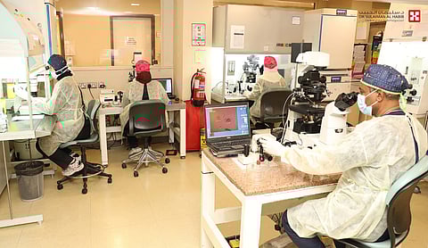 مستشفى الدكتور سليمان الحبيب بالخبر يحقق حلم "أربعينية" في الحمل بعد عقم استمر 20 عامًا