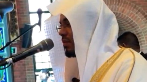 إمام الحرم ياسر الدوسري يؤم صلاة الجمعة في جنوب أفريقيا