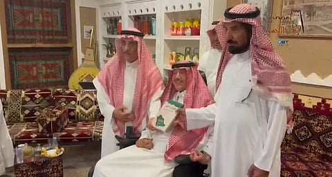 "ديوانية آل حسين التاريخية" تنظم لقاءً خاصًا عن "سيرة مستشار الملوك"