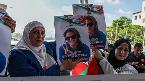 من تشييع الناشطة الأميركية في نابلس