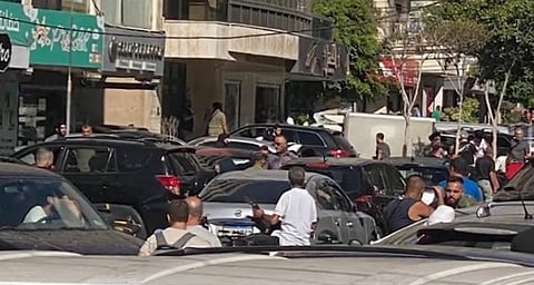 الأجهزة انفجرت بأيديهم.. مئات الجرحى من "حزب الله" بعد اختراق "أمني لاسلكي"