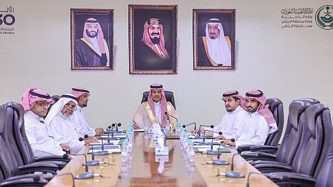 محافظ الزلفي يرأس الاجتماع الأول لمجلس الفروسية الجديد ويشيد بجهود الأعضاء السابقين