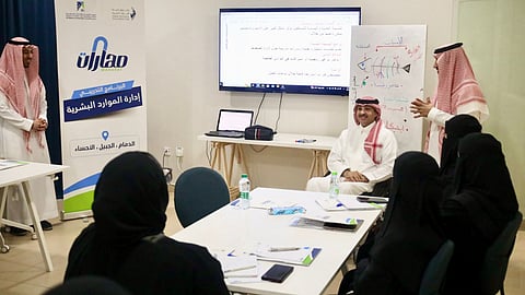 ضمن برنامج "مهارات".. جامعة الباحة تدرب أكثر من 200 مستفيد بالشرقية
