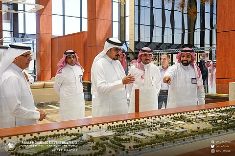 جامعة الأمير محمد بن فهد وغرفة الشرقية تُوَقّعان اتفاقية تعاون مشتركة في المجالات العلمية والفنية وتبادل الخبرات