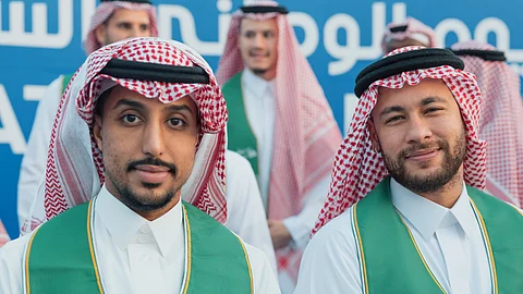 شارك "الهلال" الاحتفال باليوم الوطني السعودي 94.. "نيمار" يؤكد أن استضافة السعودية لكأس العالم ستكون مثيرة