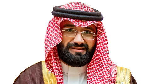رئيس مجلس إدارة شركة أبراج العروس العقارية المستشار علي بن محمود التركي