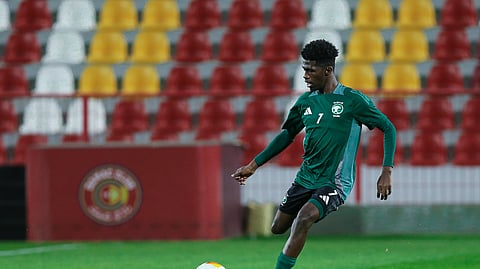 ضمن تصفيات كأس آسيا .. الأخضر الشاب يواجه "ماكاو"