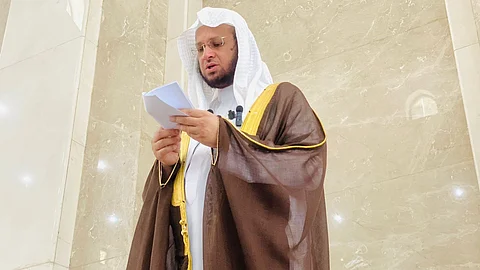 إمام وخطيب المسجد النبوي الدكتور عبدالمحسن بن محمد القاسم