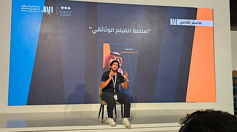 المنتج إبراهيم البكيري خلال ورشة صناعة الفيلم الوثائقي